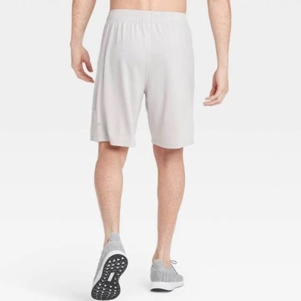 All in Motion Light Grey Men's 9" Train Shorts